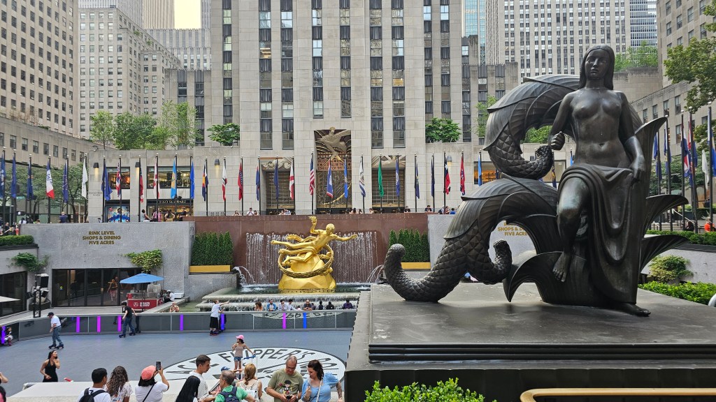 A Walk Through Rockefeller&nbsp;Plaza